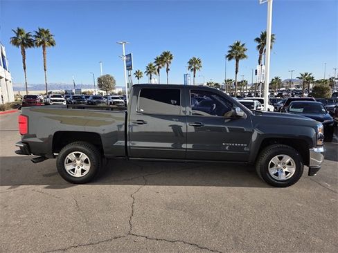 Certified 2018 Chevrolet Silverado 1500 LT w/ All Star Edition image 7
