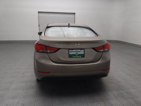 Used 2014 Hyundai Elantra SE FWD image 6