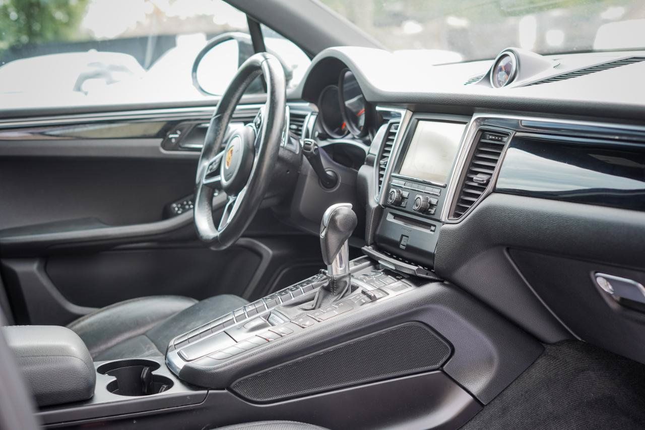 Used 2016 Porsche Macan S AWD/4WD image 11