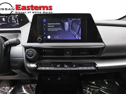 Used 2023 Toyota Prius LE FWD image 12
