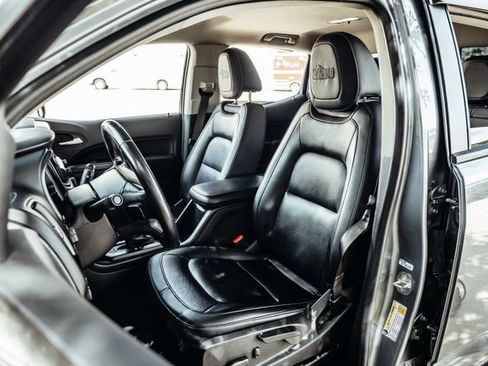 Used 2019 Chevrolet Colorado ZR2 w/ Colorado ZR2 Bison Edition AWD/4WD image 6
