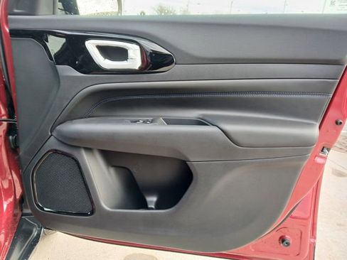 New 2026 Jeep Compass Latitude image 26