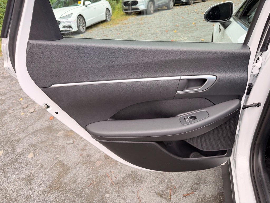 Certified 2026 Hyundai Sonata SE FWD image 15