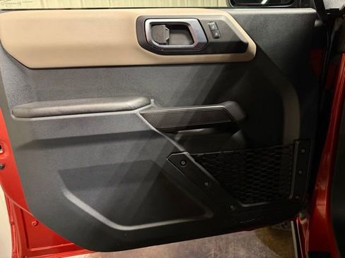 Used 2024 Ford Bronco Wildtrak image 12