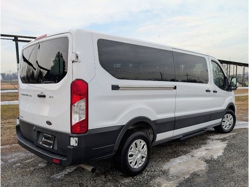 Used 2023 Ford Transit 350 XLT image 7