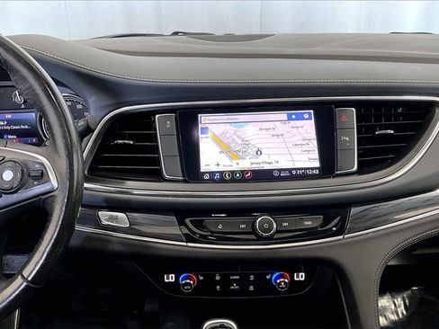 Used 2021 Buick Enclave Essence w/ Sound and Sites Package image 5