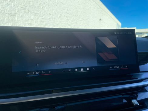 Used 2025 BMW X5 xDrive40i w/ Premium Package image 12