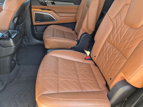 Used 2024 Kia Telluride SX X-Pro AWD/4WD image 17