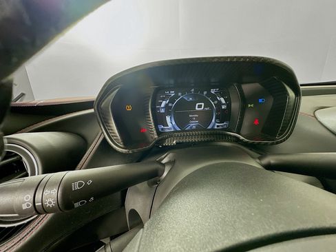 Used 2015 Alfa Romeo 4C Launch Edition w/ Convenience Group image 14