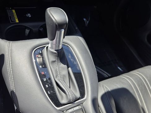 Certified 2024 Honda HR-V EX-L image 19