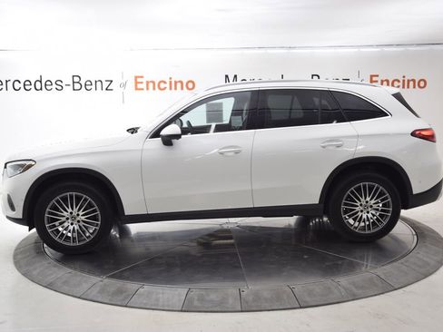 Certified 2026 Mercedes-Benz GLC 300 image 3