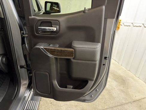 Used 2022 GMC Sierra 1500 Elevation image 16