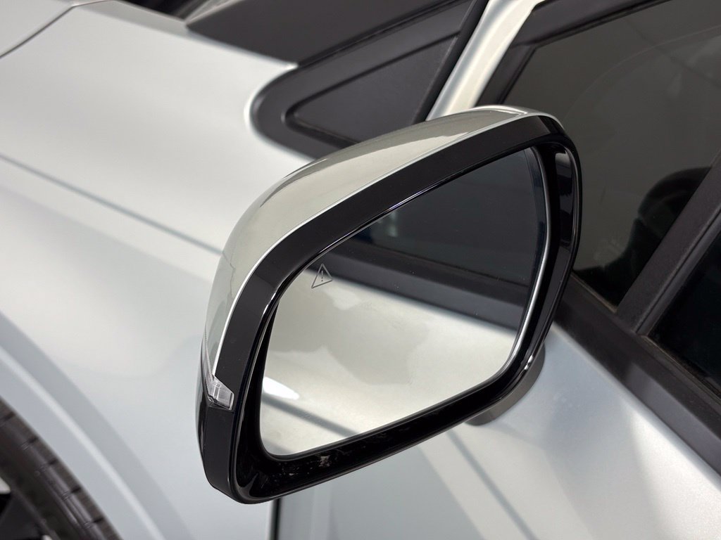 New 2026 Kia Carnival EX FWD image 13