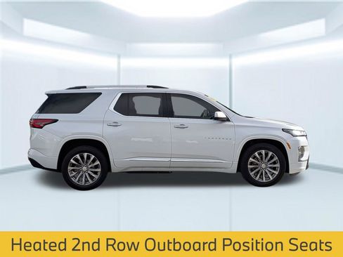 Used 2023 Chevrolet Traverse Premier image 7