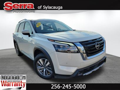 Used 2023 Nissan Pathfinder SL w/ Lighting Package (N92)