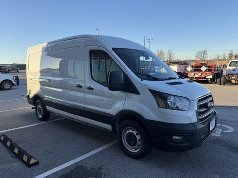 Used 2020 Ford Transit 150 Medium Roof image 4