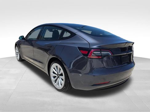 Used 2021 Tesla Model 3 Standard Range Plus RWD image 2