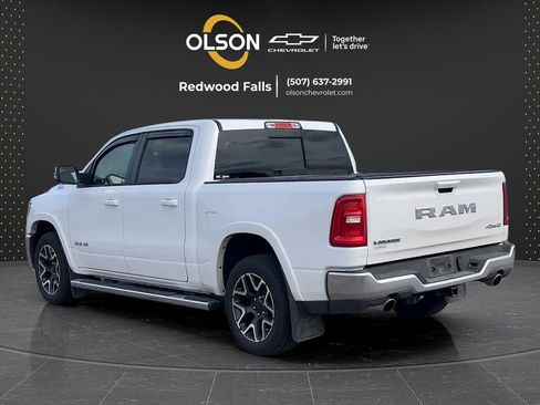 Used 2025 RAM 1500 Laramie AWD/4WD image 3
