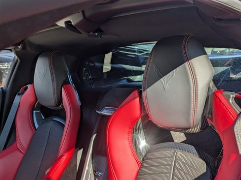 Used 2023 Chevrolet Corvette Stingray Preferred Cpe w/ Z51 Performance Package image 18