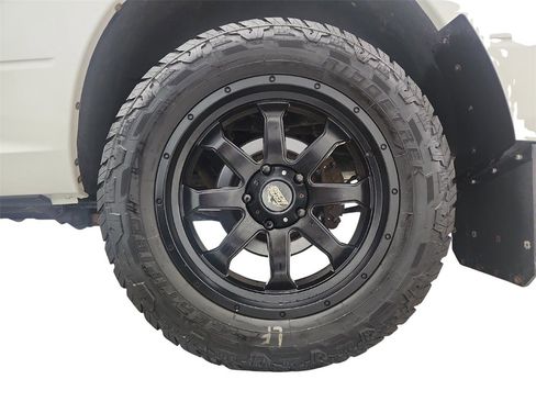 Used 2018 RAM 1500 Sport image 33