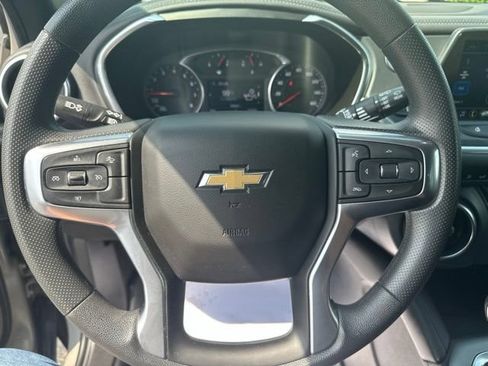 Used 2021 Chevrolet Blazer LT AWD/4WD image 8