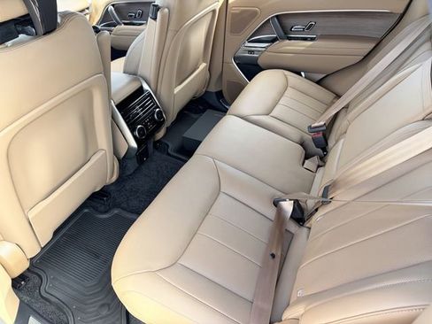 New 2026 Land Rover Range Rover SE AWD/4WD image 16