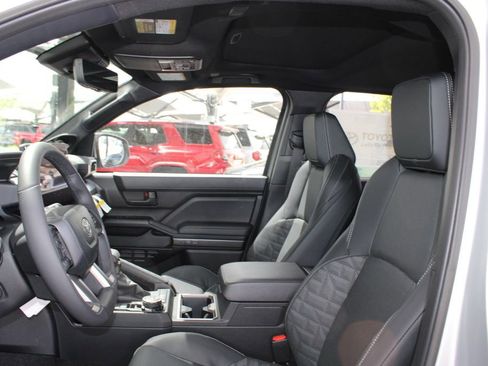 New 2026 Toyota 4Runner 4WD image 8