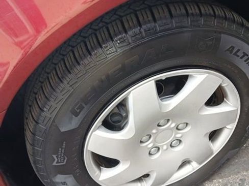 Used 2002 Toyota Camry XLE image 10