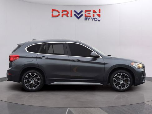 Used 2021 BMW X1 sDrive28i image 5