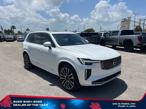 Used 2025 Volvo XC90 B6 Ultra w/ Protection Package Premier AWD/4WD image 2