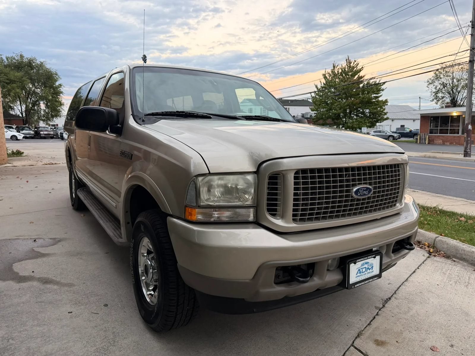 Used 2004 Ford Excursion Limited AWD/4WD image 4