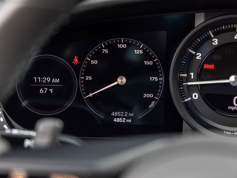 Certified 2024 Porsche 911 Carrera RWD image 48