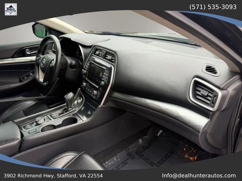 Used 2021 Nissan Maxima 3.5 SV w/ Floor Mat Group FWD image 16