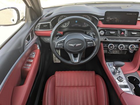 Used 2023 Genesis G70 2.0T w/ Sport Prestige Package image 16