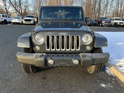 Used 2016 Jeep Wrangler Sahara w/ Connectivity Group image 3