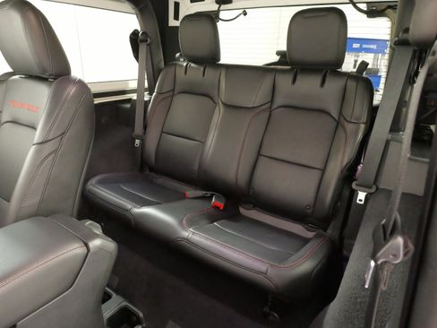 Used 2020 Jeep Wrangler Rubicon AWD/4WD image 33