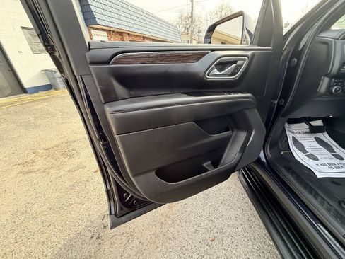 Used 2023 Chevrolet Tahoe 4WD image 42