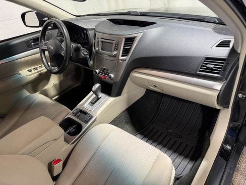 Used 2014 Subaru Outback 2.5i Premium image 13