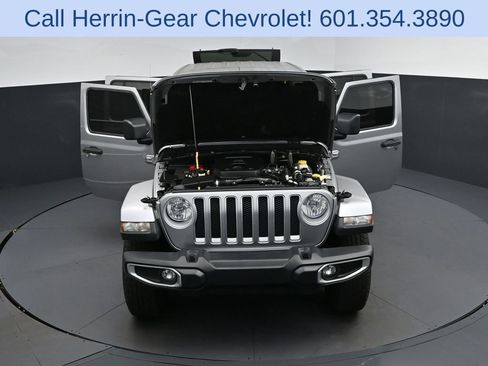Used 2021 Jeep Wrangler Unlimited Sahara AWD/4WD image 52