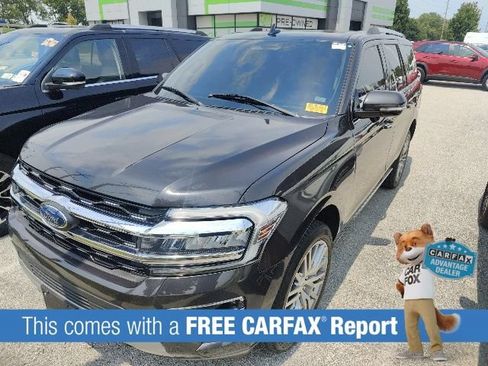 Used 2023 Ford Expedition Limited AWD/4WD image 2