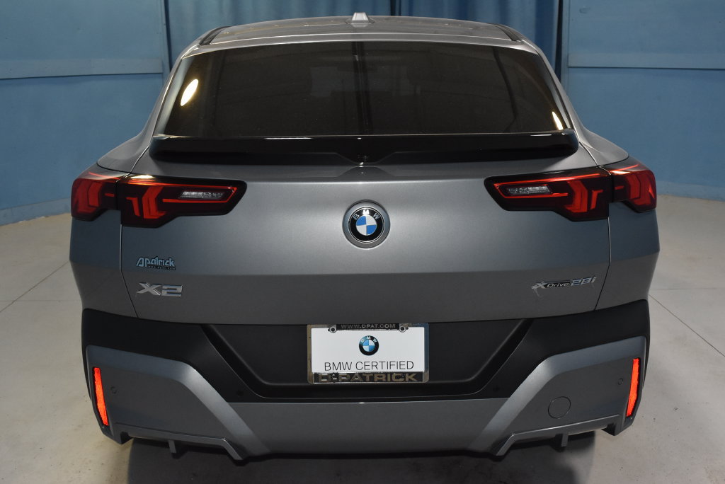 Used 2025 BMW X2 xDrive28i w/ Technology Package AWD/4WD image 23