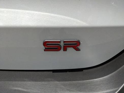 Certified 2025 Nissan Kicks SR FWD image 17