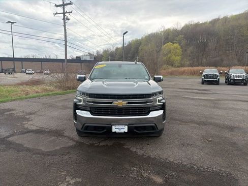 Used 2022 Chevrolet Silverado 1500 LT AWD/4WD image 8