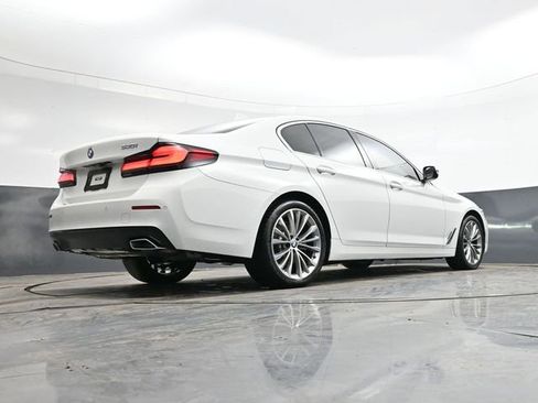 Used 2023 BMW 530i w/ Convenience Package image 33