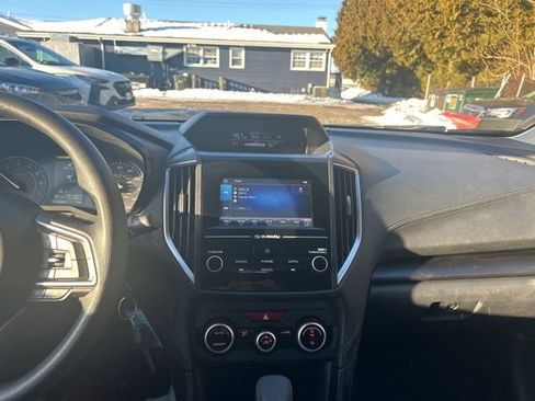 Used 2023 Subaru Crosstrek 2.0i image 16