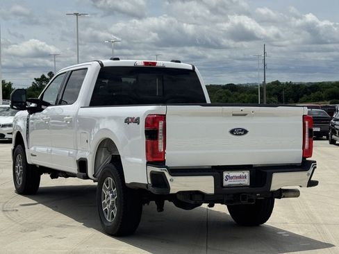 Used 2024 Ford F250 Lariat AWD/4WD image 4