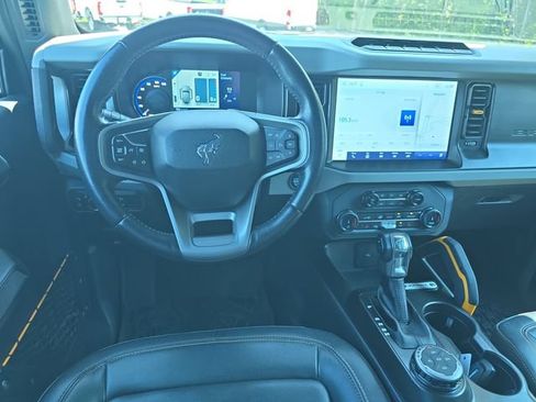 Used 2022 Ford Bronco Badlands w/ Sasquatch Package AWD/4WD image 19