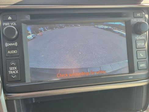 Used 2013 Toyota Highlander Limited FWD image 15