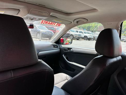 Used 2015 Volkswagen Jetta SE FWD image 21