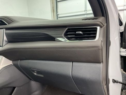 Used 2023 GMC Yukon Denali w/ Max Trailering Package image 13